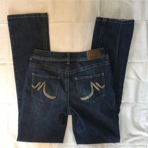 Maurices Denim Jeans Straight Leg Size 1/2 Regular